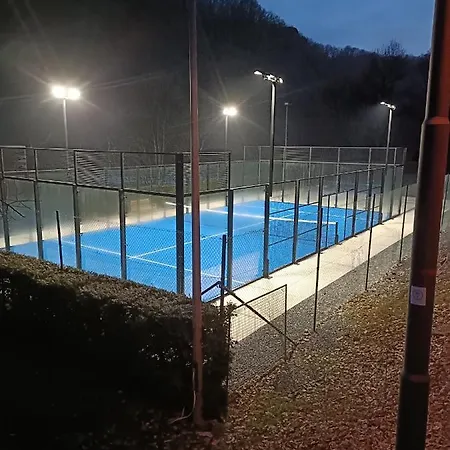 Cocoon La Rive מלון