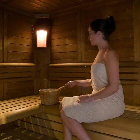 מלון Cocoon La Rive 4*