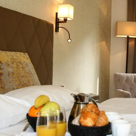 Cocoon La Rive מלון