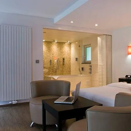 Cocoon La Rive Hotel