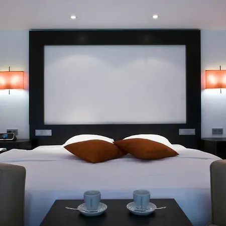 Cocoon La Rive Hotel