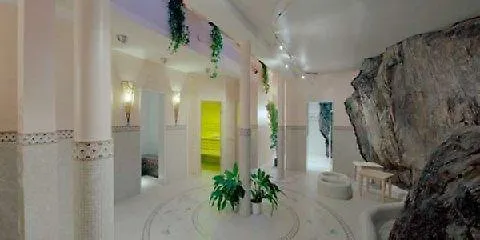 Cocoon La Rive Otel 4*